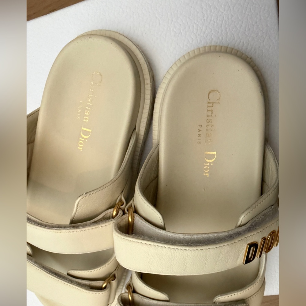 Dior Dioract Lambskin slides. - Picture 4 of 8